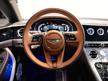 Bentley Continental GT Mulliner — photo 12