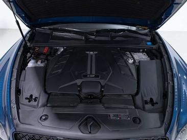 Bentley Bentayga Speed — photo 13