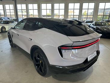 Lotus Eletre — photo 8