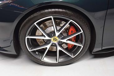 Lotus Emira I4 — photo 14