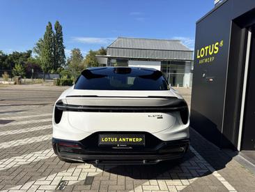 Lotus Eletre — photo 4