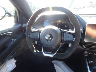 Lotus Emira I4 — photo 12