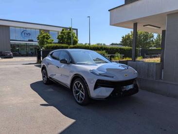 Lotus Eletre — photo 6