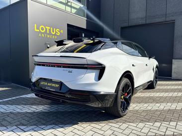 Lotus Eletre — photo 8
