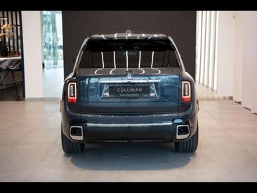 Rolls-Royce Cullinan — photo 9