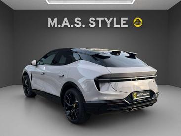 Lotus Eletre — photo 6