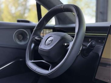Lotus Eletre — photo 12