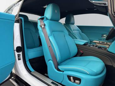Rolls-Royce Spectre — photo 10