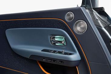 Rolls-Royce Spectre — photo 14