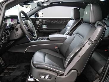 Rolls-Royce Spectre — photo 11