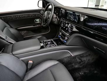 Rolls-Royce Spectre — photo 16