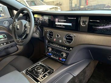 Rolls-Royce Spectre — photo 7