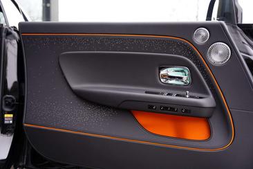 Rolls-Royce Spectre — photo 9