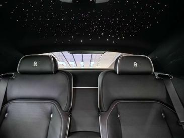 Rolls-Royce Spectre — photo 24