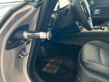 Rolls-Royce Spectre — photo 11