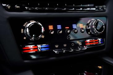 Rolls-Royce Spectre — photo 15