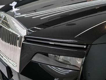 Rolls-Royce Spectre — photo 32
