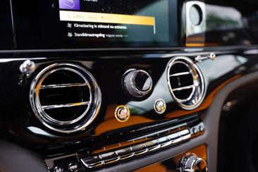 Rolls-Royce Spectre — photo 18