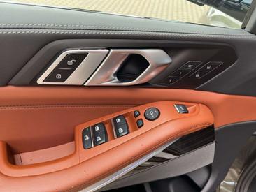 BMW X5 M Sport 40d — photo 24