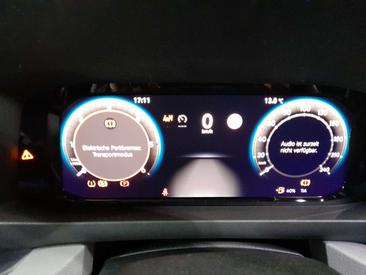 Volkswagen Crafter — photo 11