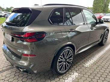 BMW X5 M Sport 40d — photo 35