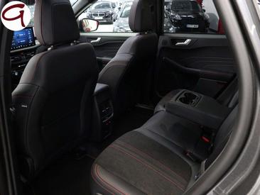 Ford Kuga 2.5 PHEV 243 — photo 11