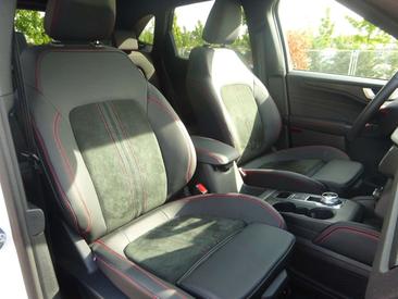 Ford Kuga 2.5 PHEV 243 — photo 9