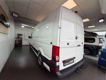 Volkswagen Crafter — photo 6