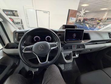 Volkswagen Crafter — photo 10