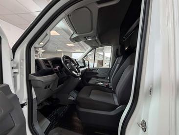 Volkswagen Crafter — photo 13