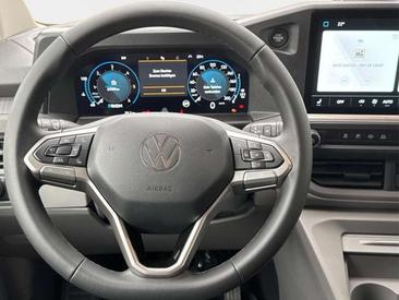 Volkswagen Caravelle — photo 8