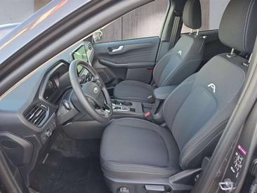 Ford Kuga 2.5 PHEV 243 — photo 9