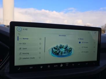 Ford Kuga 2.5 PHEV 243 — photo 29