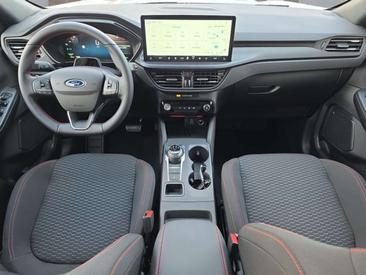 Ford Kuga 2.5 PHEV 243 — photo 10
