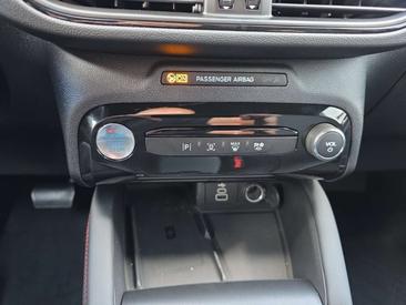 Ford Kuga 2.5 PHEV 243 — photo 22