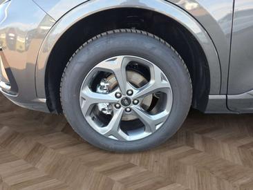 Ford Kuga 2.5 PHEV 243 — photo 15