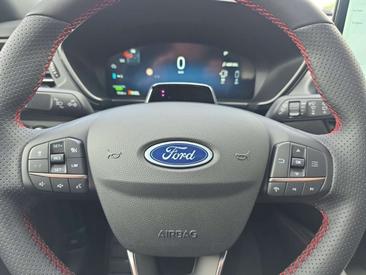 Ford Kuga 2.5 PHEV 243 — photo 22