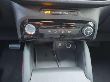 Ford Kuga 2.5 PHEV 243 — photo 25