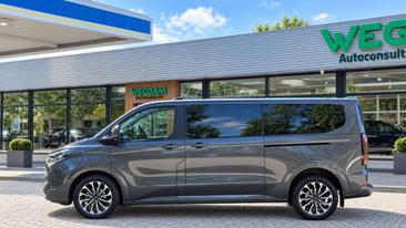 Ford Tourneo Custom MPV 2.5 PHEV — photo 2