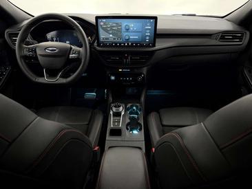 Ford Kuga 2.5 Duratec PHEV — photo 3