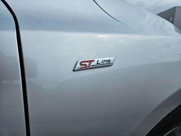Ford Focus 5 Portes 1.0 EcoBoost MHEV — photo 22