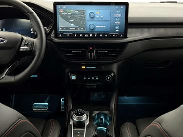 Ford Kuga 2.5 Duratec PHEV — photo 12