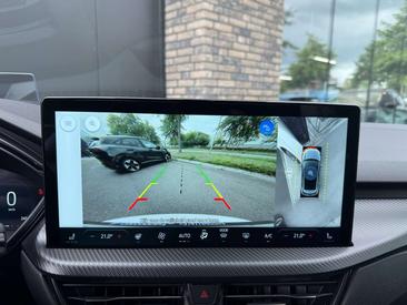 Ford Kuga 2.5 PHEV 243 — photo 18