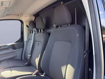 Ford Transit Custom MPV 2.0 EcoBlue 136 — photo 17