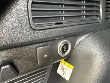 Ford Kuga 2.5 PHEV 243 — photo 32