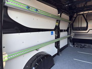 Ford Transit Custom MPV 2.0 EcoBlue 136 — photo 24
