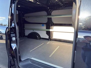 Ford Transit Custom MPV 2.0 EcoBlue 136 — photo 27