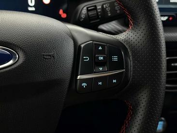 Ford Kuga 2.5 Duratec PHEV — photo 30