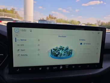 Ford Kuga 2.5 PHEV 243 — photo 33