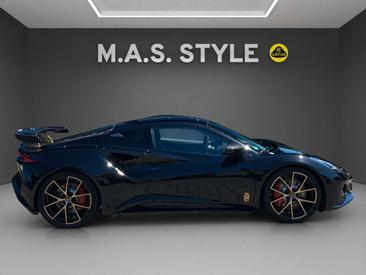 Lotus Emira — photo 9